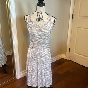 Max Studio White and Gray Dress gathered at the waist very cute on!
